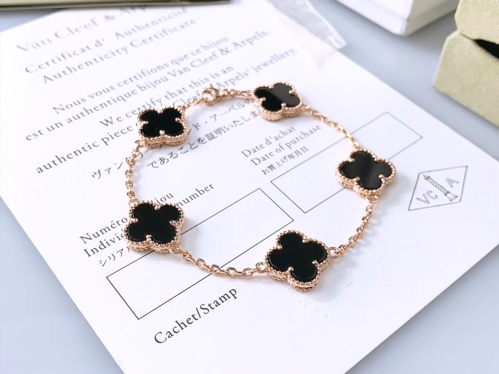 VCA Vintage Alhambra bracelet 5 motifs rose gold black onyx