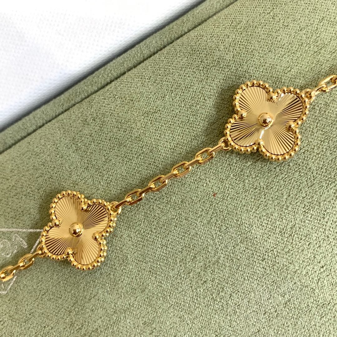 vintage alhambra bracelet 5 motifs yellow gold vintage alhambra bracelet 5 motifs yellow gold