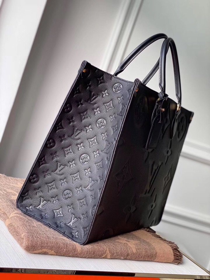 Lv Original M44925 Black Embossed ONTHEGO Handbag from Linda Dimensions:  41.0 X 34.0 X 19.0 cm (L X H X W) : r/RepladiesDesigner