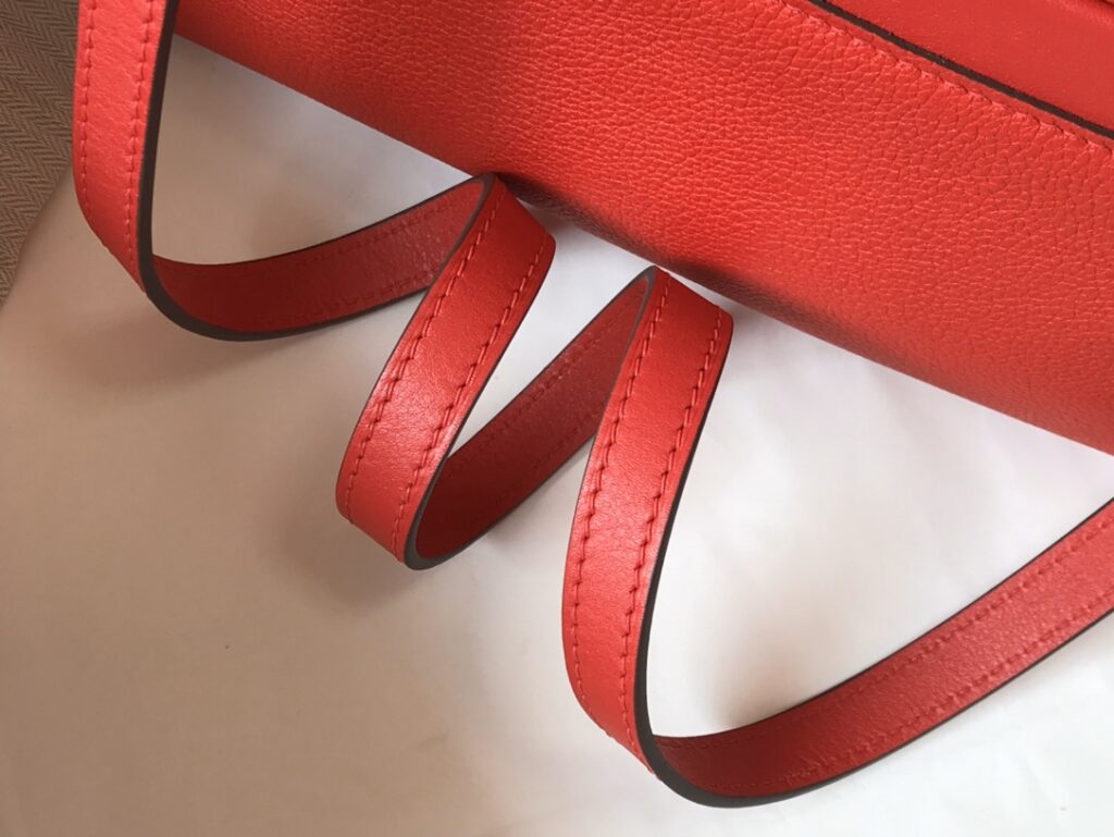 MINI 24/24 21CM IN TOGO ETOUPE EVERCOLOR CALFSKIN GOLD KELLY BUCKLE