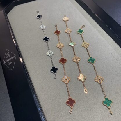 Van Cleef Alhambra bracelet 5 motifs Diamonds