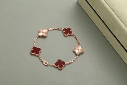 VCA Vintage Alhambra bracelet, 5 motifs, guilloché rose gold, carnelian