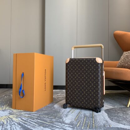 Louis Vuitton Horizon 55 Suitcases Monogram Canvas M23203