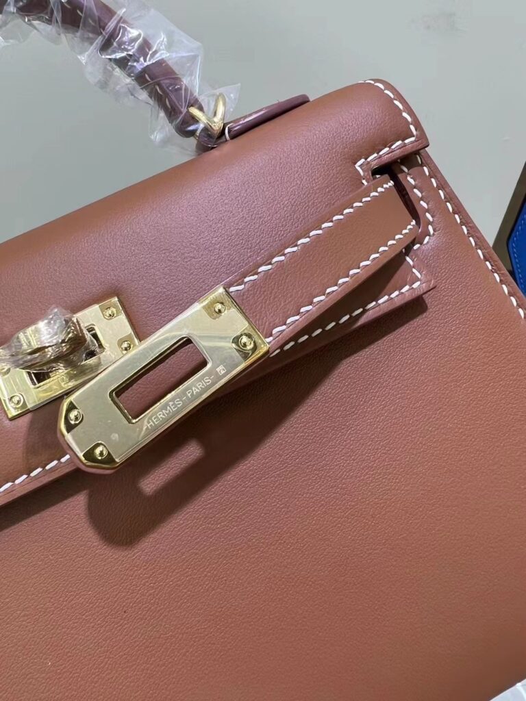 HERMES 25S MINI KELLY 19 IN MOCHA BROWN CALFSKIN GOLD HARDWARE  - PRE ORDER